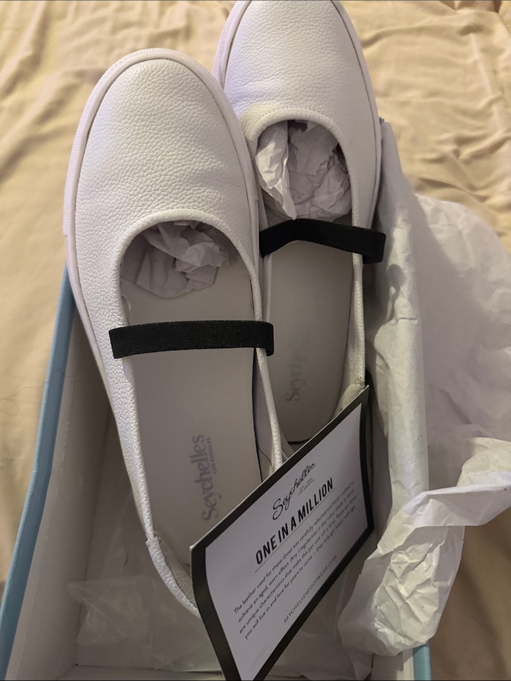 Seychelles White Mary Jane Flats with Black Elastic Strap size 7.5